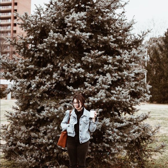 Meet your Posher, Michaela - Picture 4 of 5